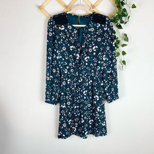 EXPRESS  Floral Dress Size Medium EUC S585